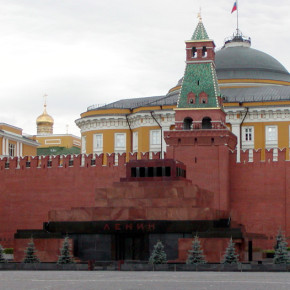Россияне уже не против выноса из Мавзолея и перезахоронения Ленина