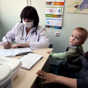После четвертого смертельного случая эпидемия гриппа в Петербурге объявлена официально 