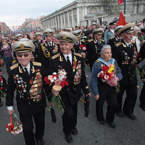 Правительство Петербурга утвердило программу празднования 9 мая