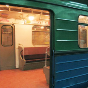 Каждый перевезенный пассажир ночного метро обходится Петербургу в 350 рублей