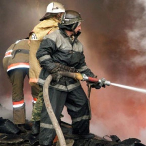 Пожар на Обуховской обороны: горит помещение хлебозавода