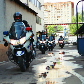 В Петербурге появилась дорожная полиция на мотоциклах