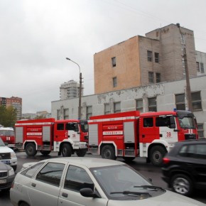 Из-за пожара в Таможенной Академии на Софийской эвакуировали 800 человек