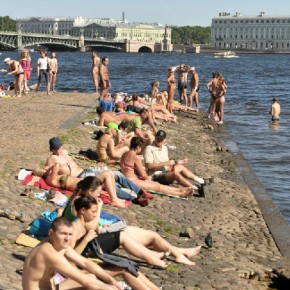 Жара в Петербурге продлится до середины августа