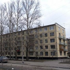 В квартирном пожаре на Новоизмайловском проспекте погибли два человека