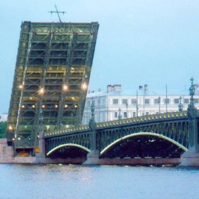 Окончание навигации и разводки мостов в 2014 году назначены на 30 ноября