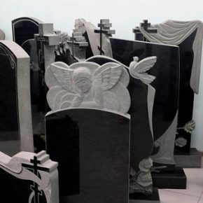 «Данила-Мастер»: памятники из карельского гранита