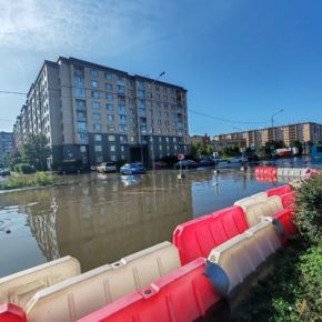 Славянку затопило после сильных дождей: ливневка и оборудование не справились