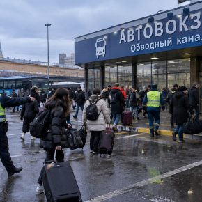 Автовокзал на Обводном эвакуировали, задержались 22 рейса