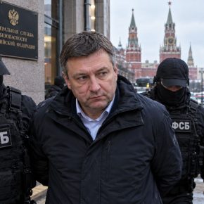 Петербургского бизнесмена Костыгина - человека из «Юлмарта» отправили под домашний арест